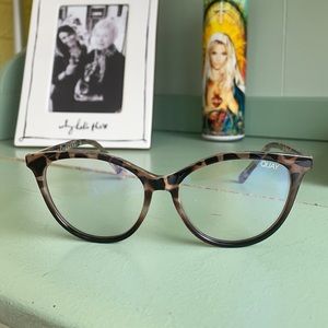 Quay x Chrissy Teigen “All-nighter” glasses